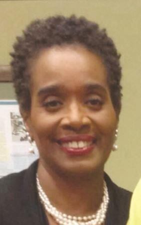 AKA member, Manitia Moultrie received the “Guiding Torch” award for her ... - Lesley-Cooper