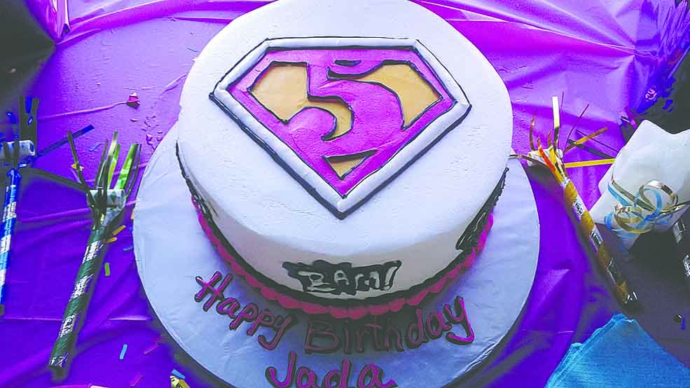 Supergirl Cake, featured