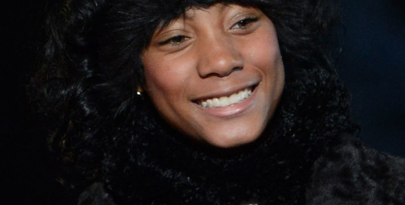 Mone_Davis_cropped.png