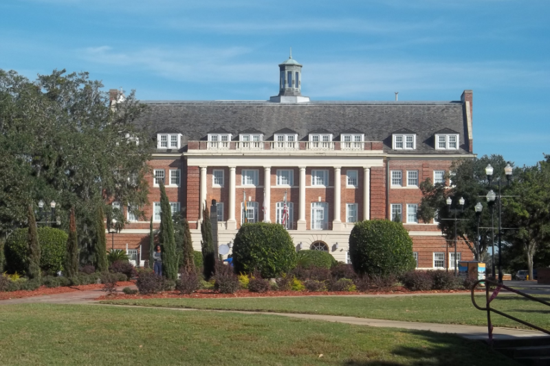 Tallahassee_FL_FAMU_Lee_Hall01.png